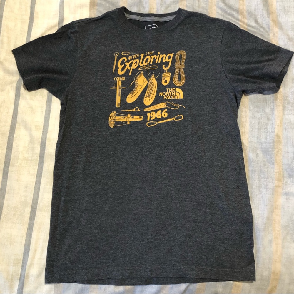 North Face Mens Slim Fit Small